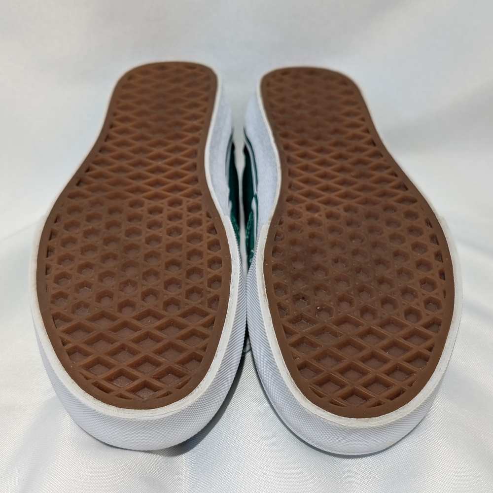 VANS x TURF CLUB Green Shoes EUC - Picture 11 of 16